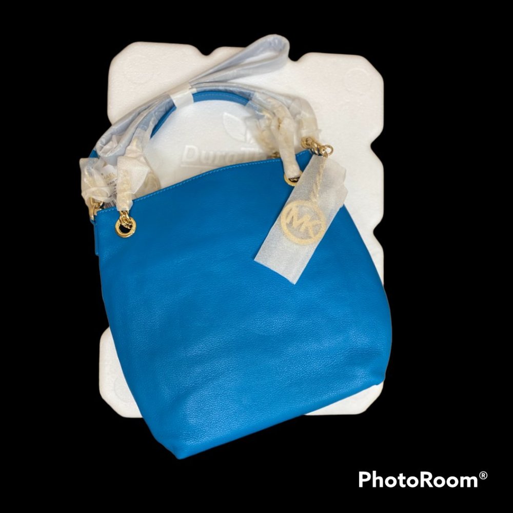 NWT Michael Kors Jet Set Item Chain Item MD Leather Tote Crossbody